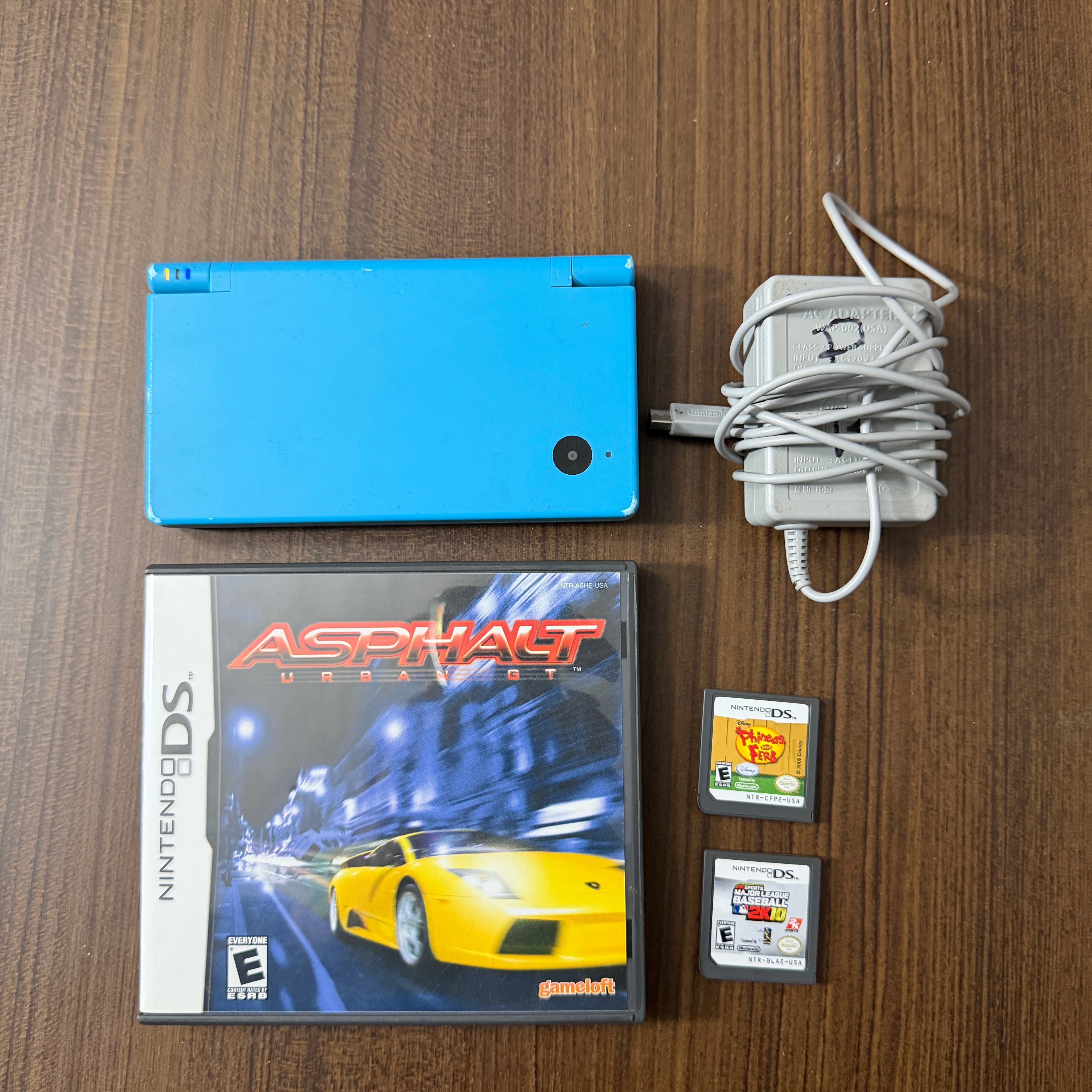 Nintendo DSi blue - Bundle